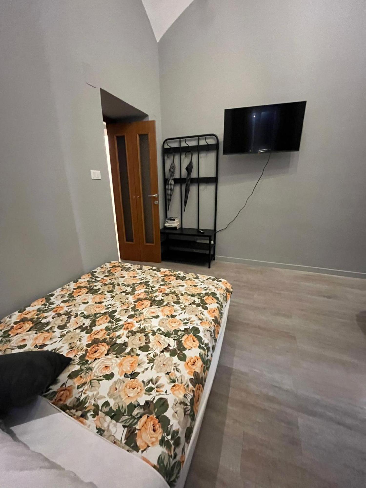 Roma Central Apartment San Giovanni Bagian luar foto