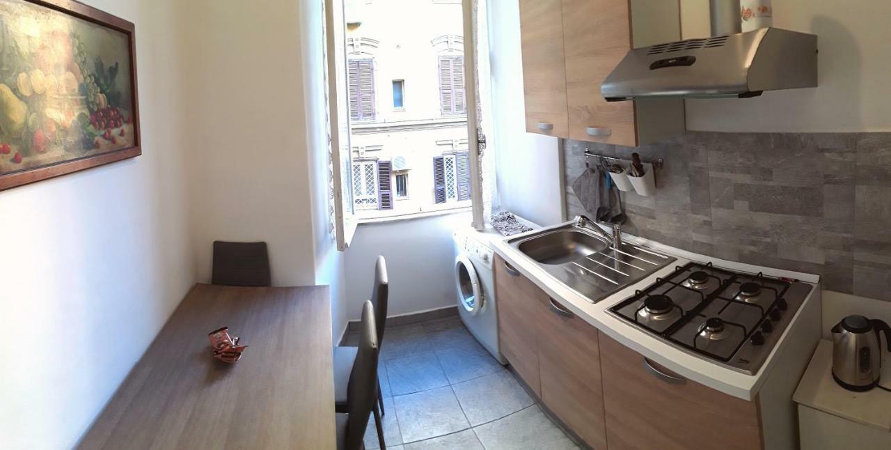Roma Central Apartment San Giovanni Bagian luar foto
